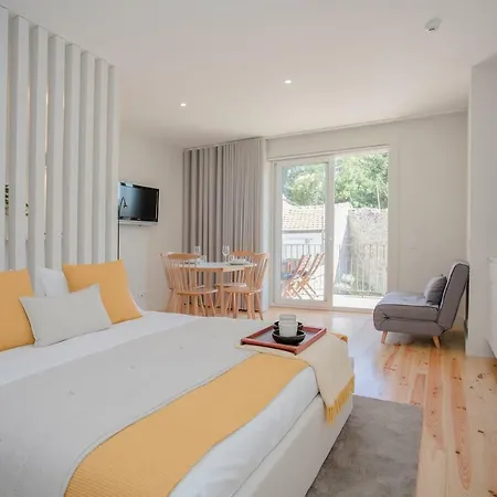 Liiiving In - Charming Downtown Delight * Porto