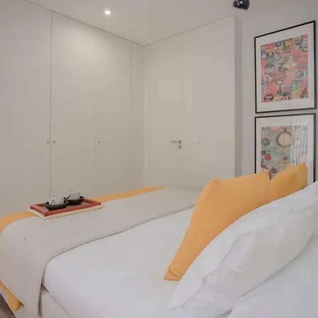 Liiiving In - Charming Downtown Delight Porto