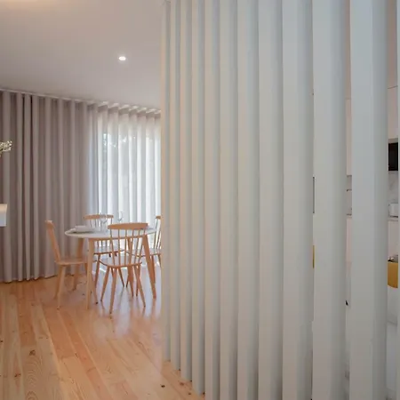 Liiiving In - Charming Downtown Delight Porto